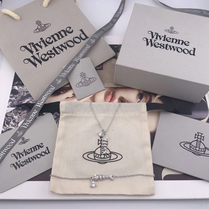 DailyWear Vivienne Westwood Necklaces 213158