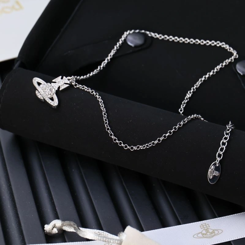SmoothTexture Vivienne Westwood Necklaces 213138