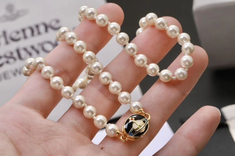 Vivienne Westwood Necklaces Cozy 214399