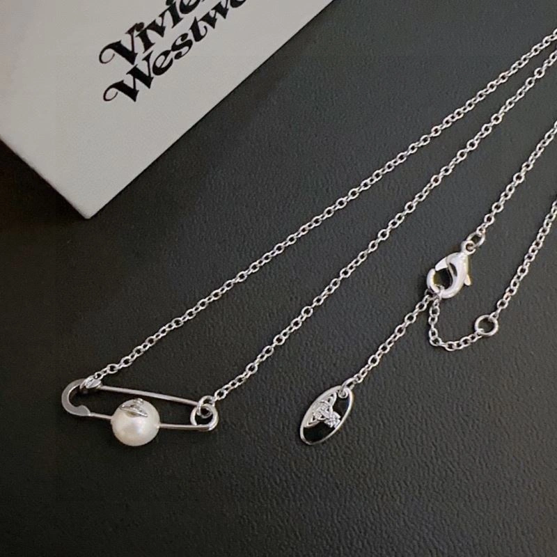 Vivienne Westwood Necklaces ModernLook 214031
