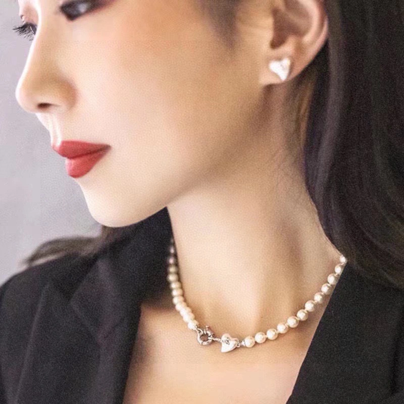 Vivienne Westwood Necklaces SmoothTexture 214045