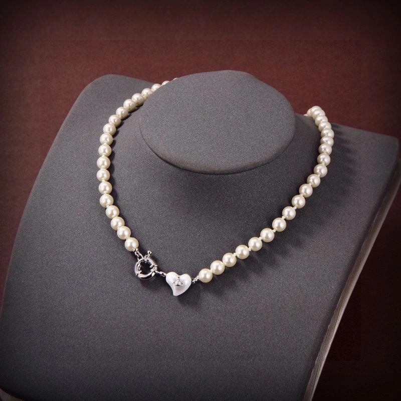 Vivienne Westwood Necklaces SmoothTexture 214045