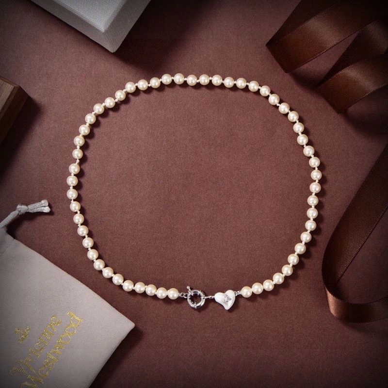 Vivienne Westwood Necklaces SmoothTexture 214045