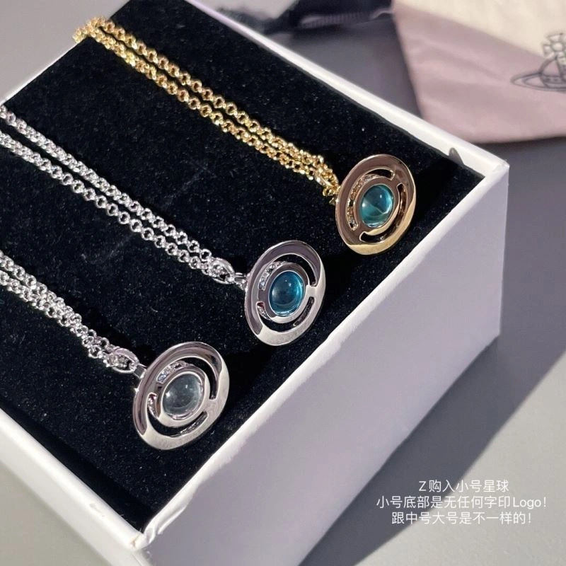 Effortless Vivienne Westwood Necklaces 212747