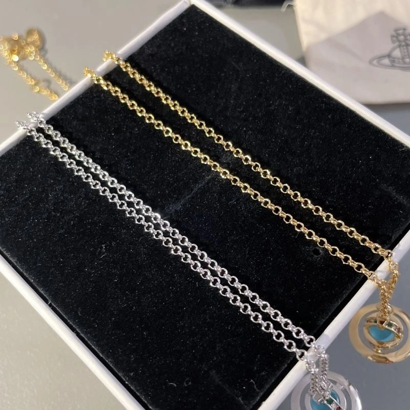 Effortless Vivienne Westwood Necklaces 212747