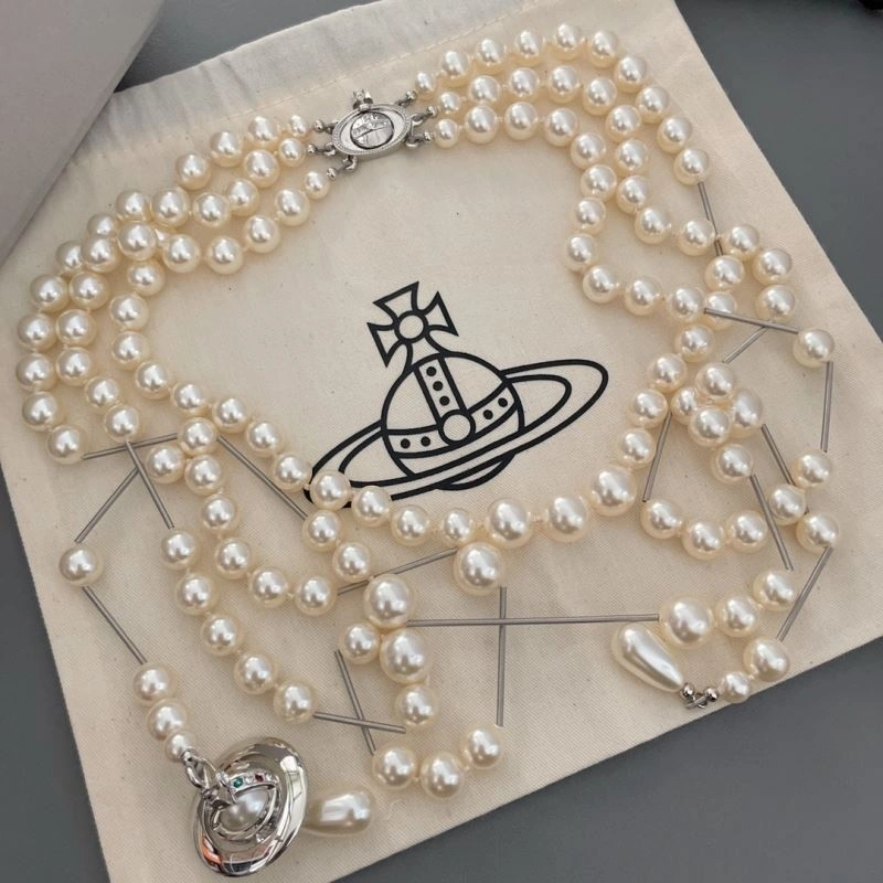 Seasonal Vivienne Westwood Necklaces 212735