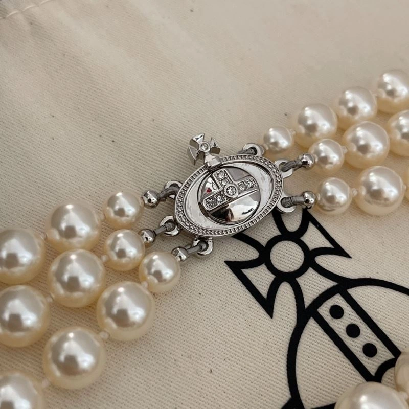 Seasonal Vivienne Westwood Necklaces 212735