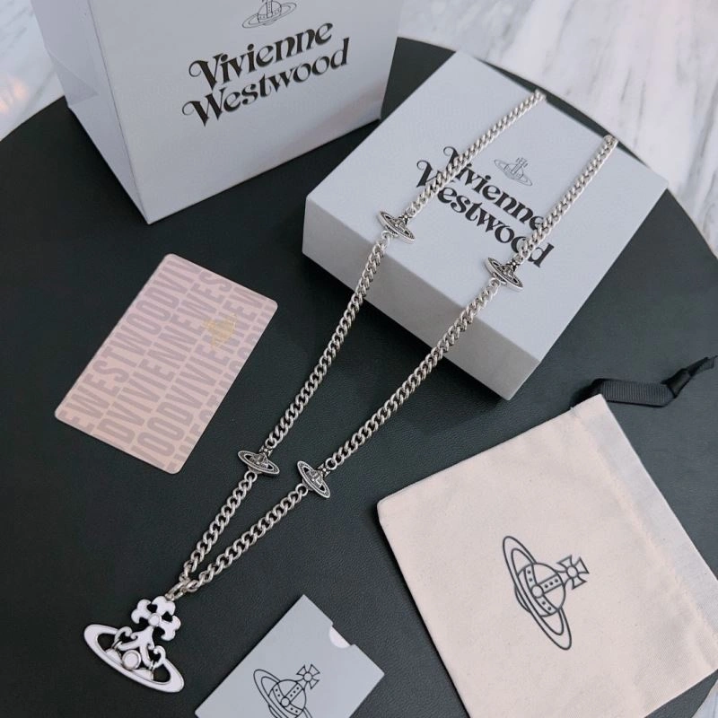 Modern Vivienne Westwood Necklaces 212725