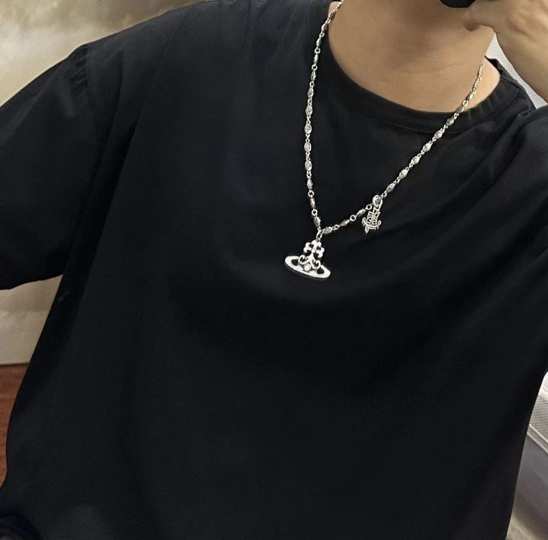 Modern Vivienne Westwood Necklaces 212719