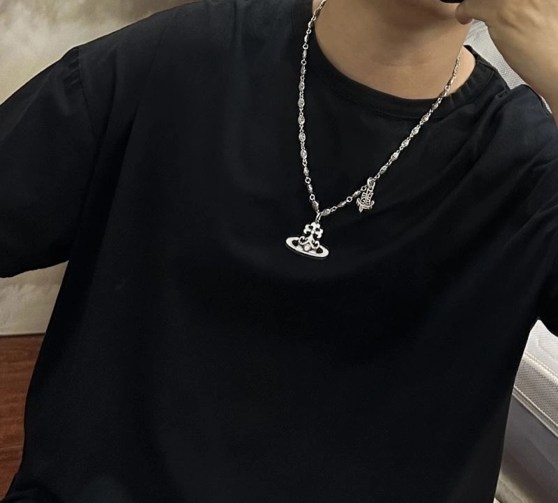 Modern Vivienne Westwood Necklaces 212719