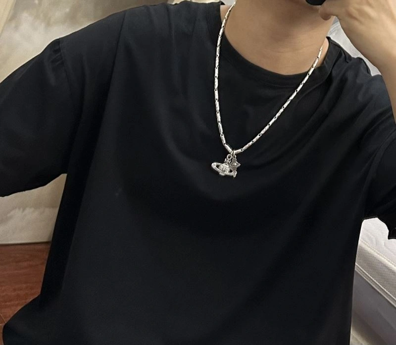 Vivienne Westwood Necklaces Refined 212715