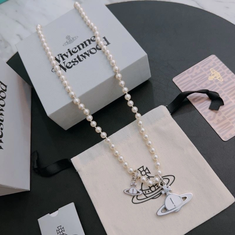 Youthful Vivienne Westwood Necklaces 212717
