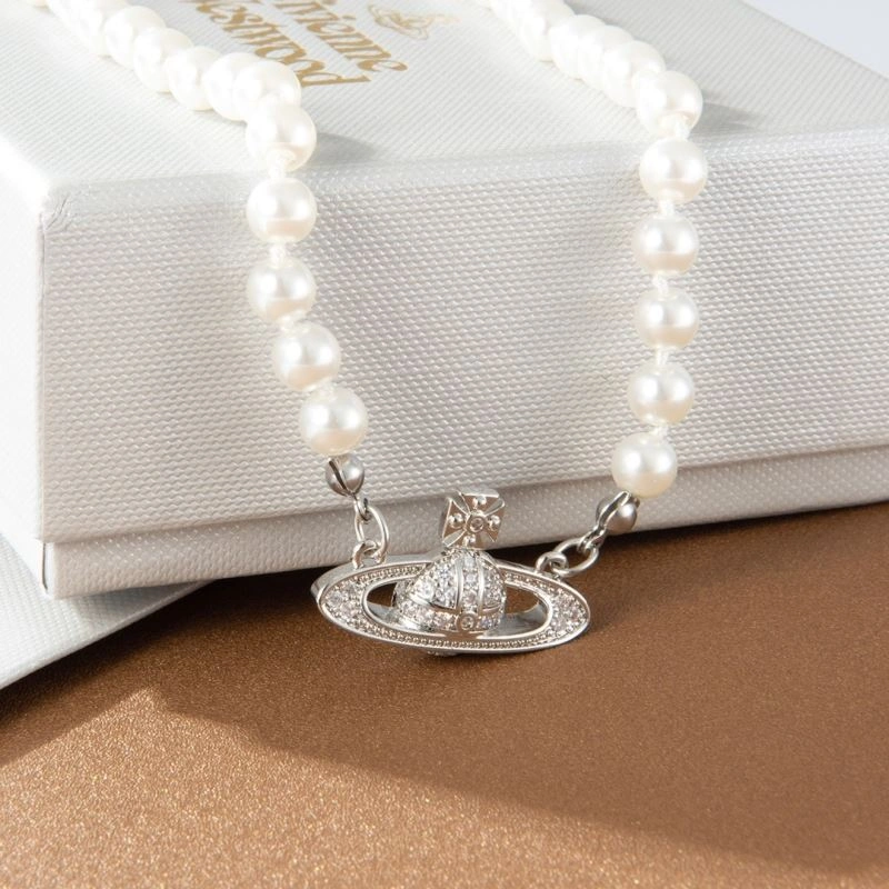 Vivienne Westwood Necklaces TimelessDesign 212484