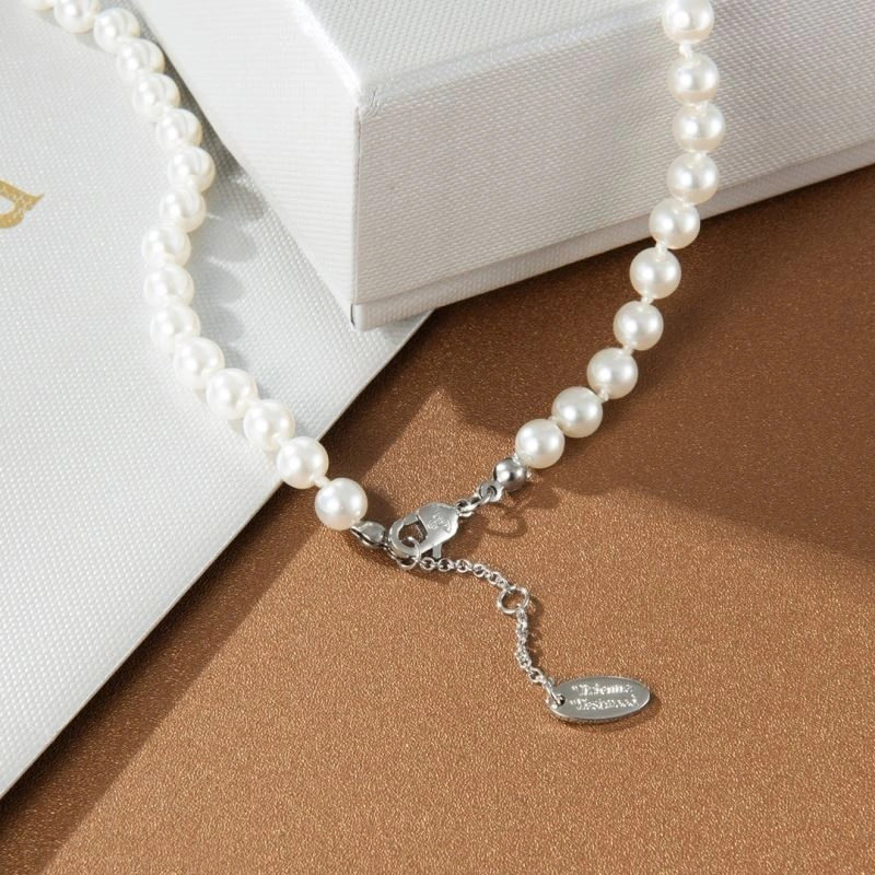 Vivienne Westwood Necklaces TimelessDesign 212484