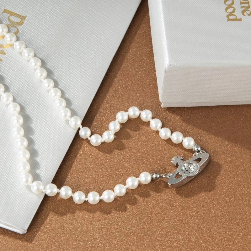 Vivienne Westwood Necklaces TimelessDesign 212484