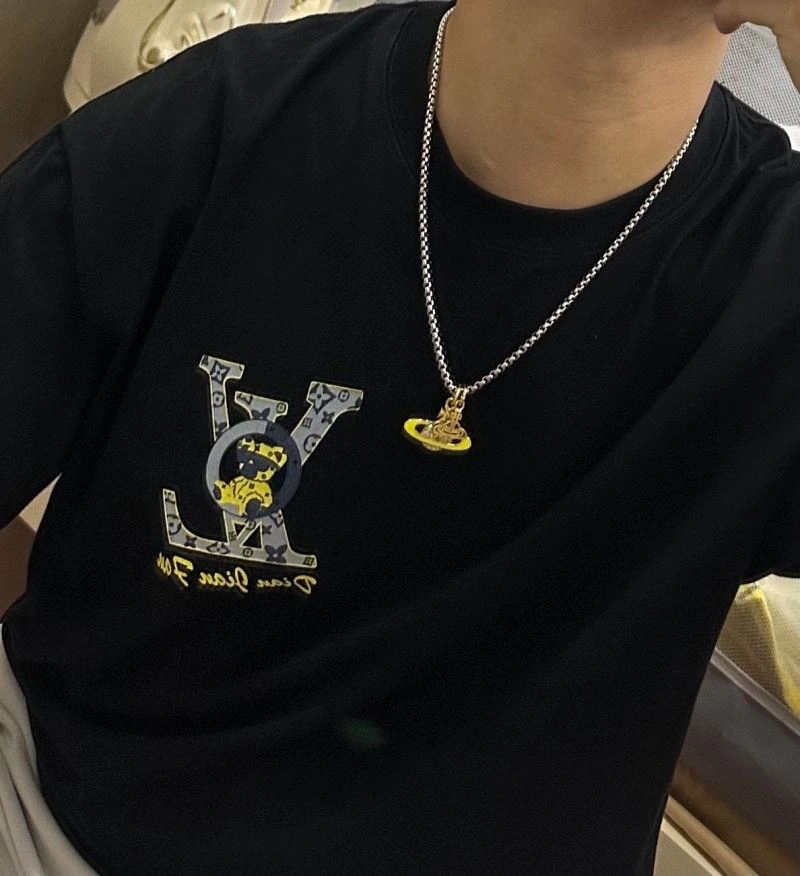 Youthful Vivienne Westwood Necklaces 211516