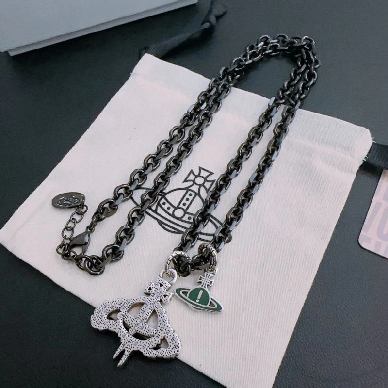 Refined Vivienne Westwood Necklaces 211518