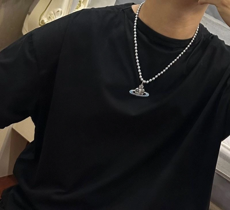 Contemporary Vivienne Westwood Necklaces 211556