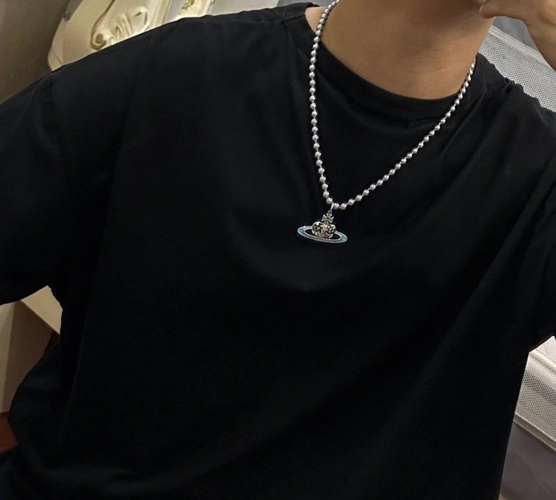 Contemporary Vivienne Westwood Necklaces 211556