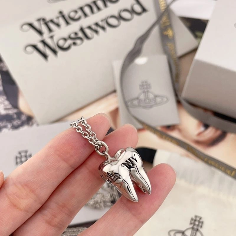 OdorResistant Vivienne Westwood Necklaces 211527