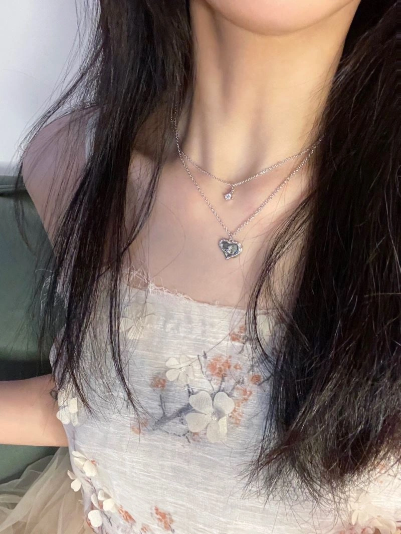 Breathable Vivienne Westwood Necklaces 211510