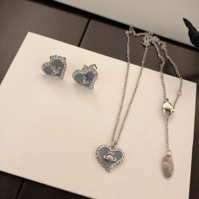 WellDesigned Vivienne Westwood Necklaces 211530