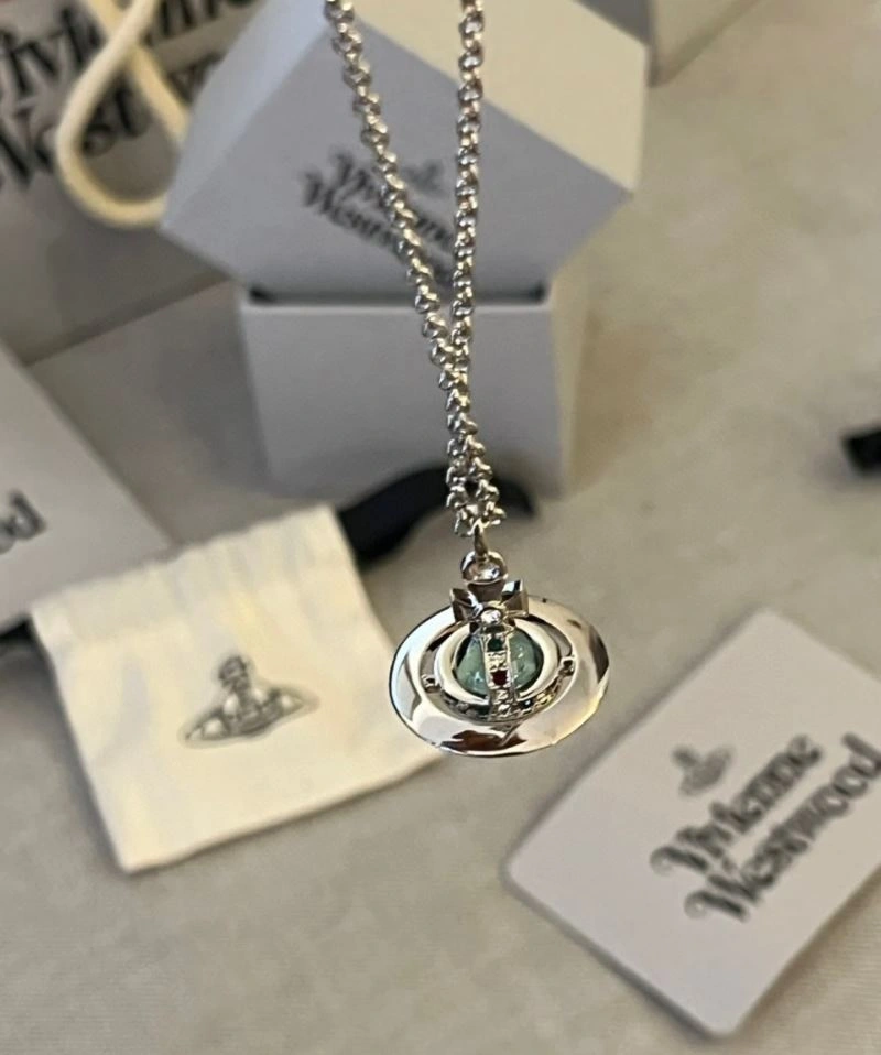 Vivienne Westwood Necklaces Versatile 211511