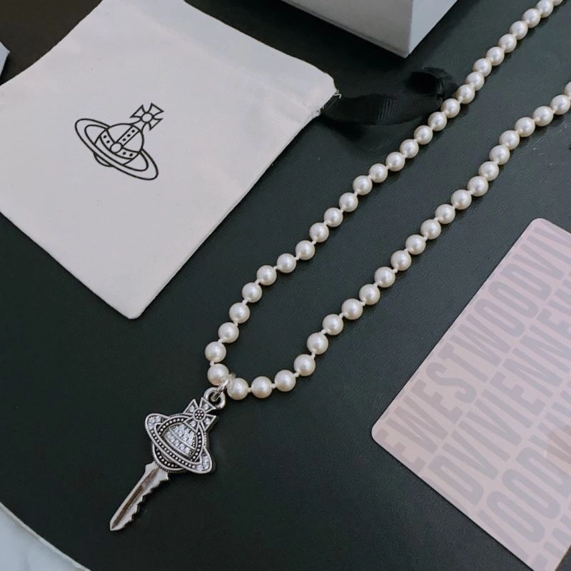 Vivienne Westwood Necklaces Compact 211503