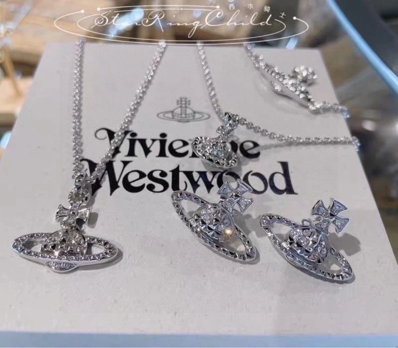 TravelReady Vivienne Westwood Necklaces 211483
