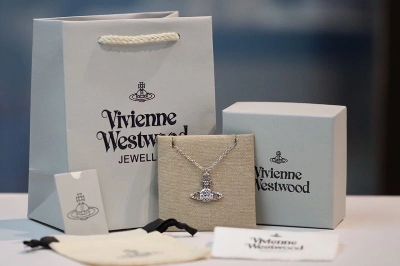 Reliable Vivienne Westwood Necklaces 210974