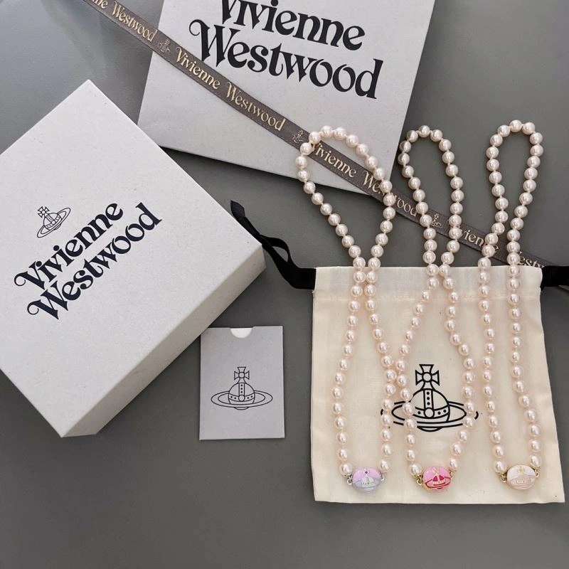 Flexible Vivienne Westwood Necklaces 210972
