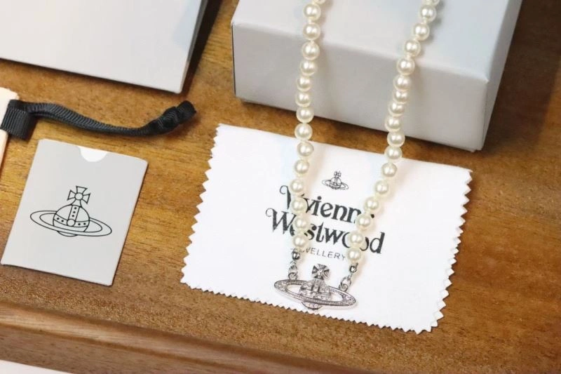 Vivienne Westwood Necklaces FlexibleFit 210939