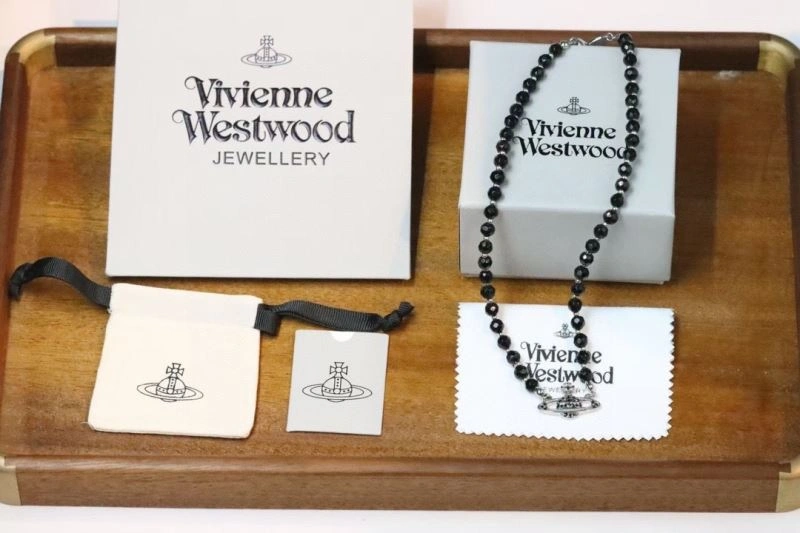 Vivienne Westwood Necklaces TravelReady 210935