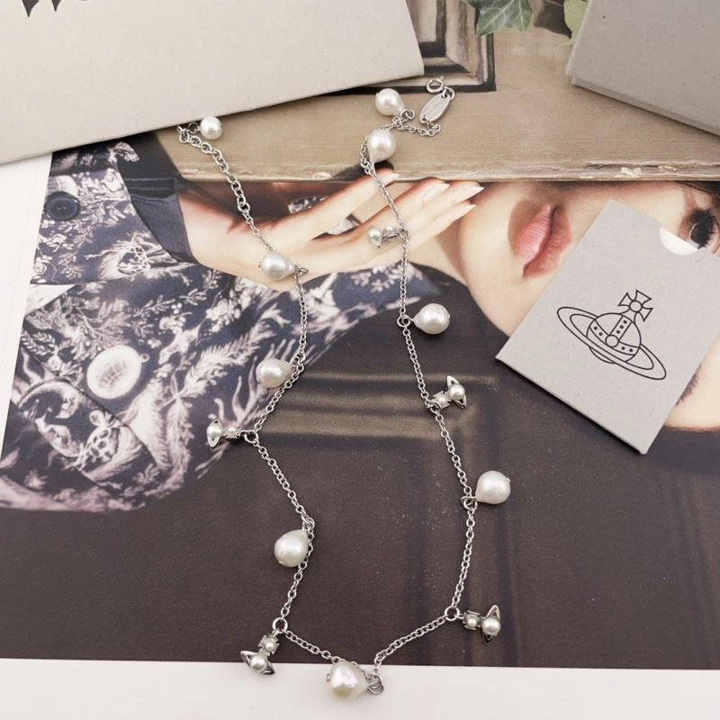 RelaxedFit Vivienne Westwood Necklaces 210947