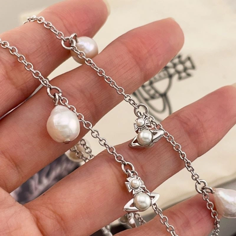 RelaxedFit Vivienne Westwood Necklaces 210947