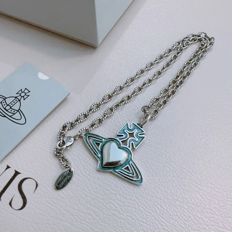 Sophisticated Vivienne Westwood Necklaces 210240