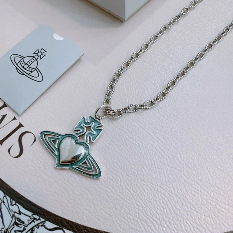 Sophisticated Vivienne Westwood Necklaces 210240