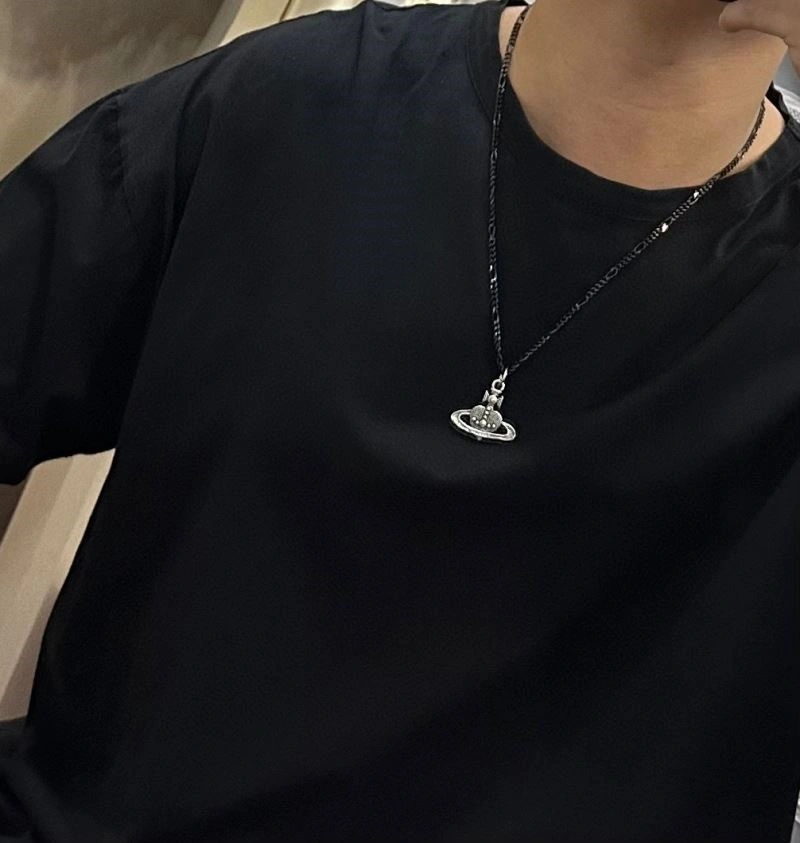 OdorResistant Vivienne Westwood Necklaces 210225