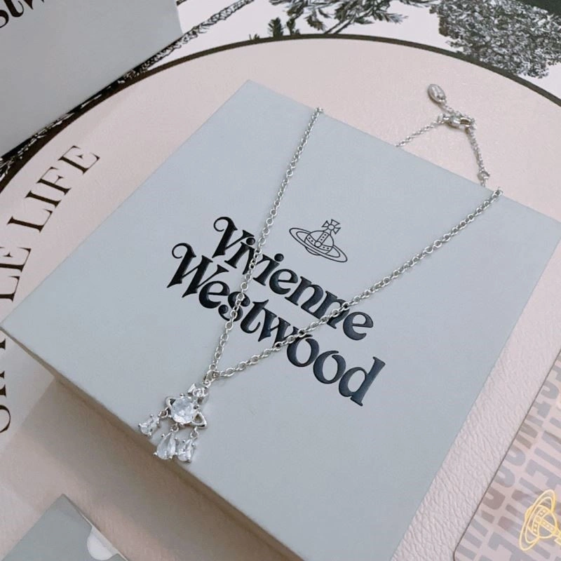 TechFriendly Vivienne Westwood Necklaces 210207