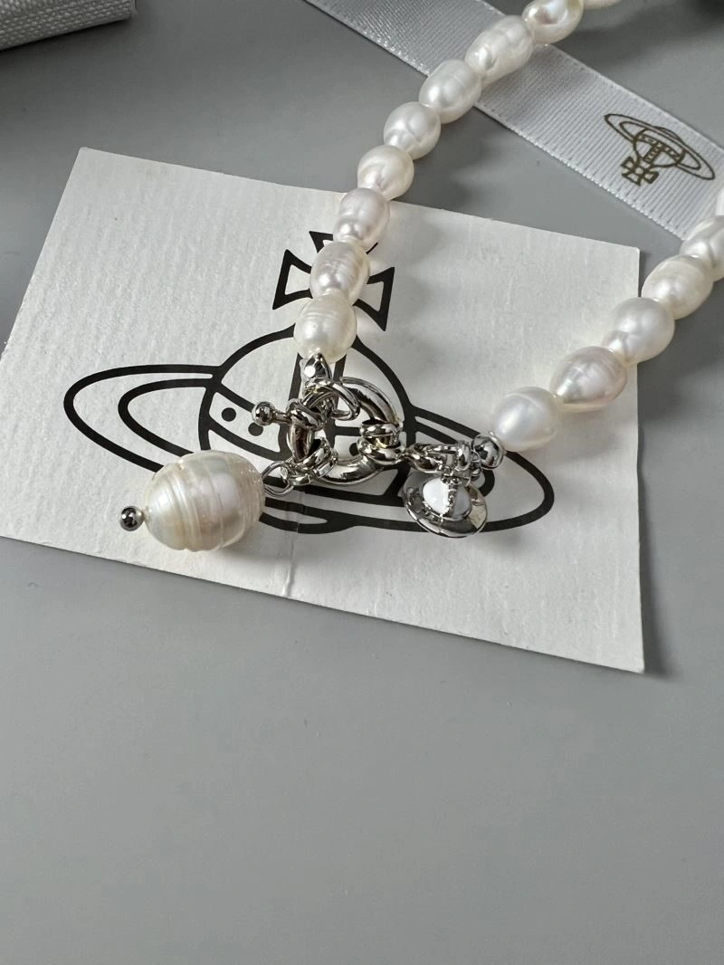 AllSeason Vivienne Westwood Necklaces 210230