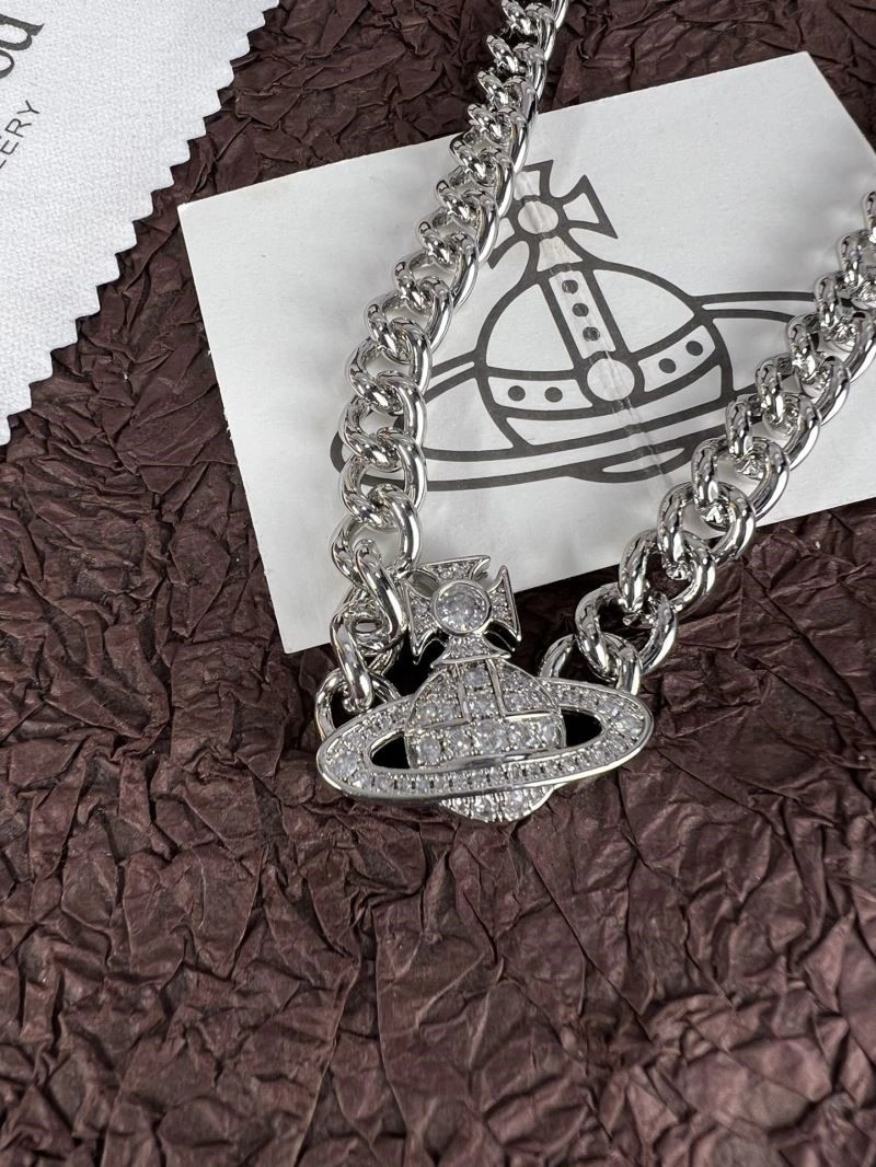 Effortless Vivienne Westwood Necklaces 210216