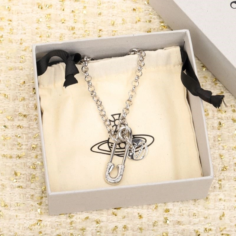 Comfortable Vivienne Westwood Necklaces 210218