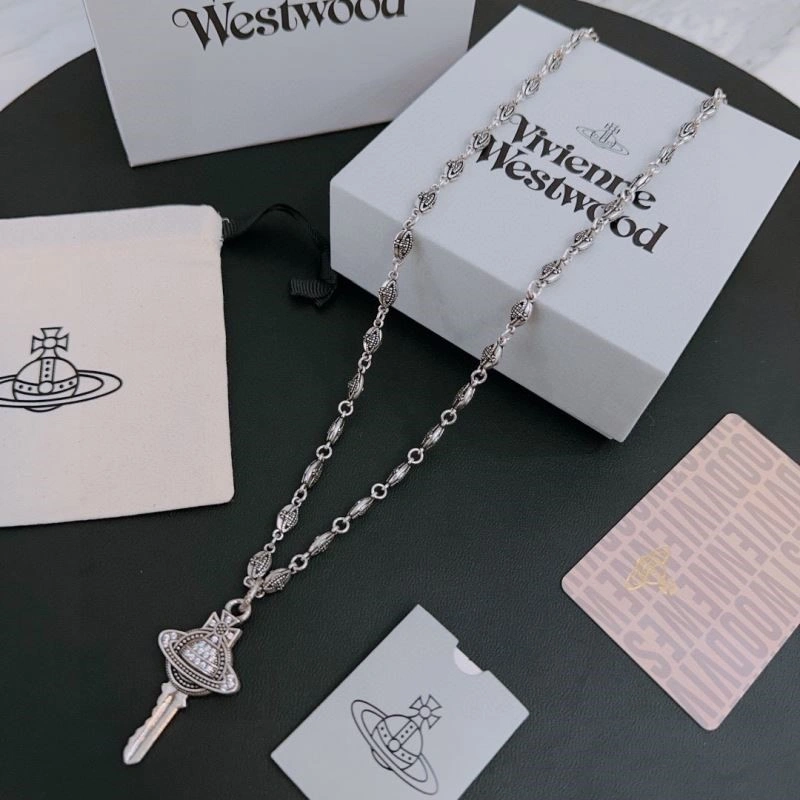 Fashionable Vivienne Westwood Necklaces 210204