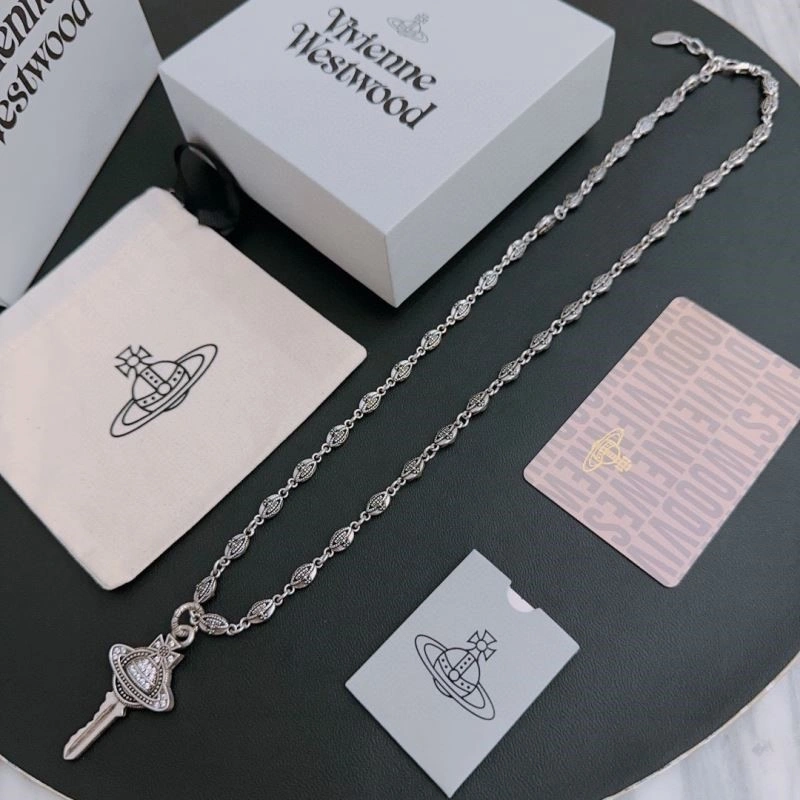 Fashionable Vivienne Westwood Necklaces 210204