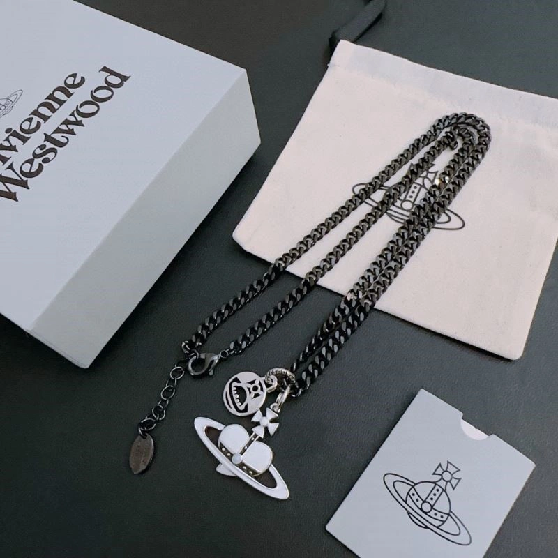 Lightweight Vivienne Westwood Necklaces 209546