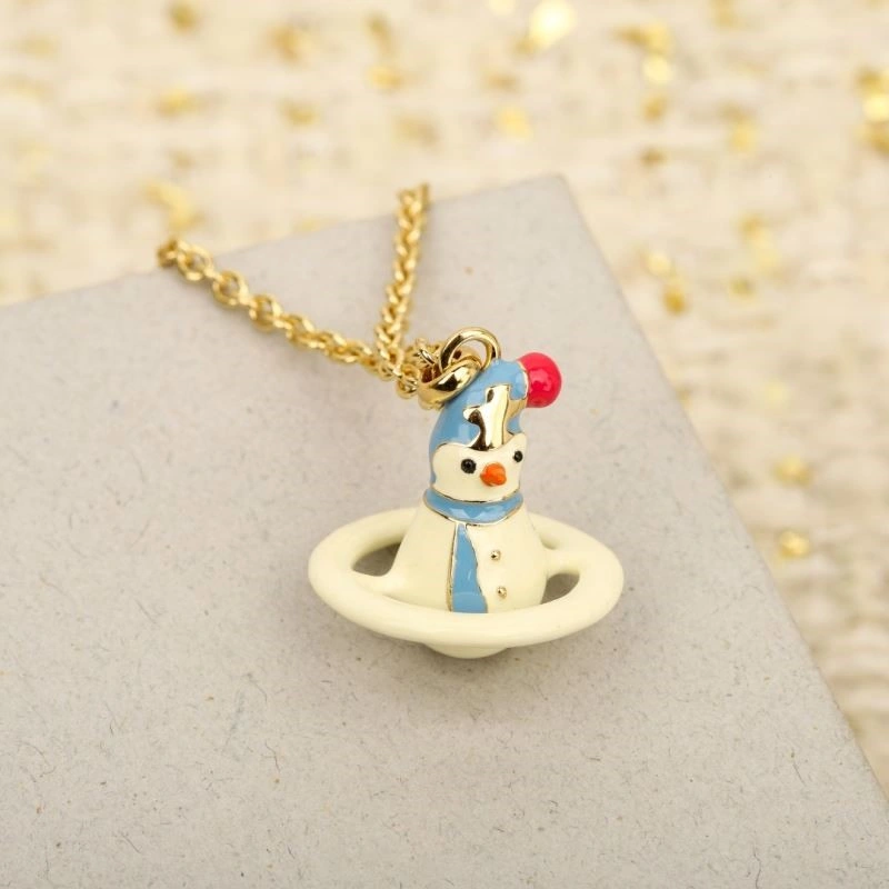 Trendsetting Vivienne Westwood Necklaces 209542