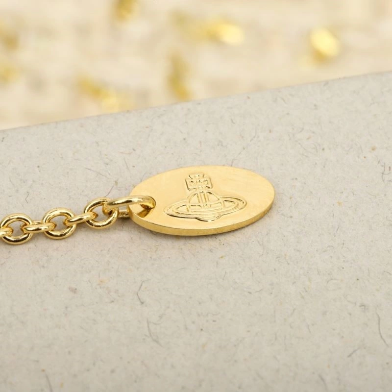 Trendsetting Vivienne Westwood Necklaces 209542