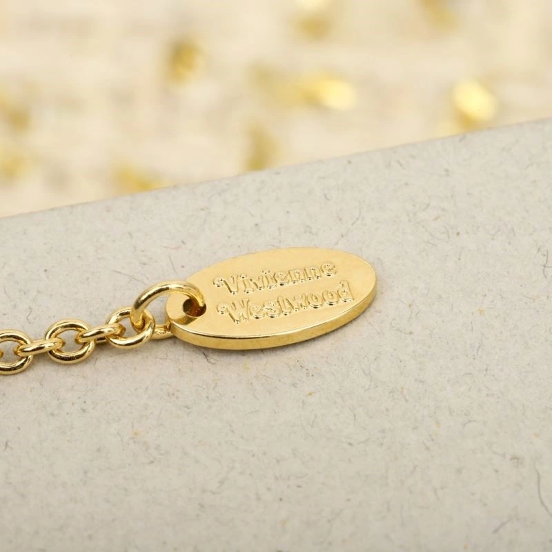 Trendsetting Vivienne Westwood Necklaces 209542