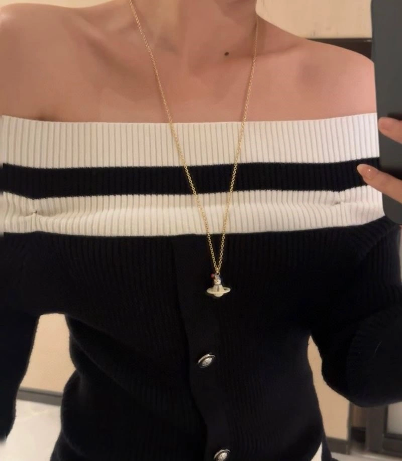Trendsetting Vivienne Westwood Necklaces 209542