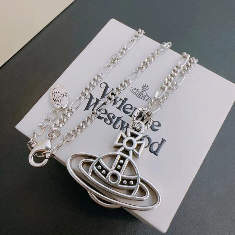 Snug Vivienne Westwood Necklaces 209522